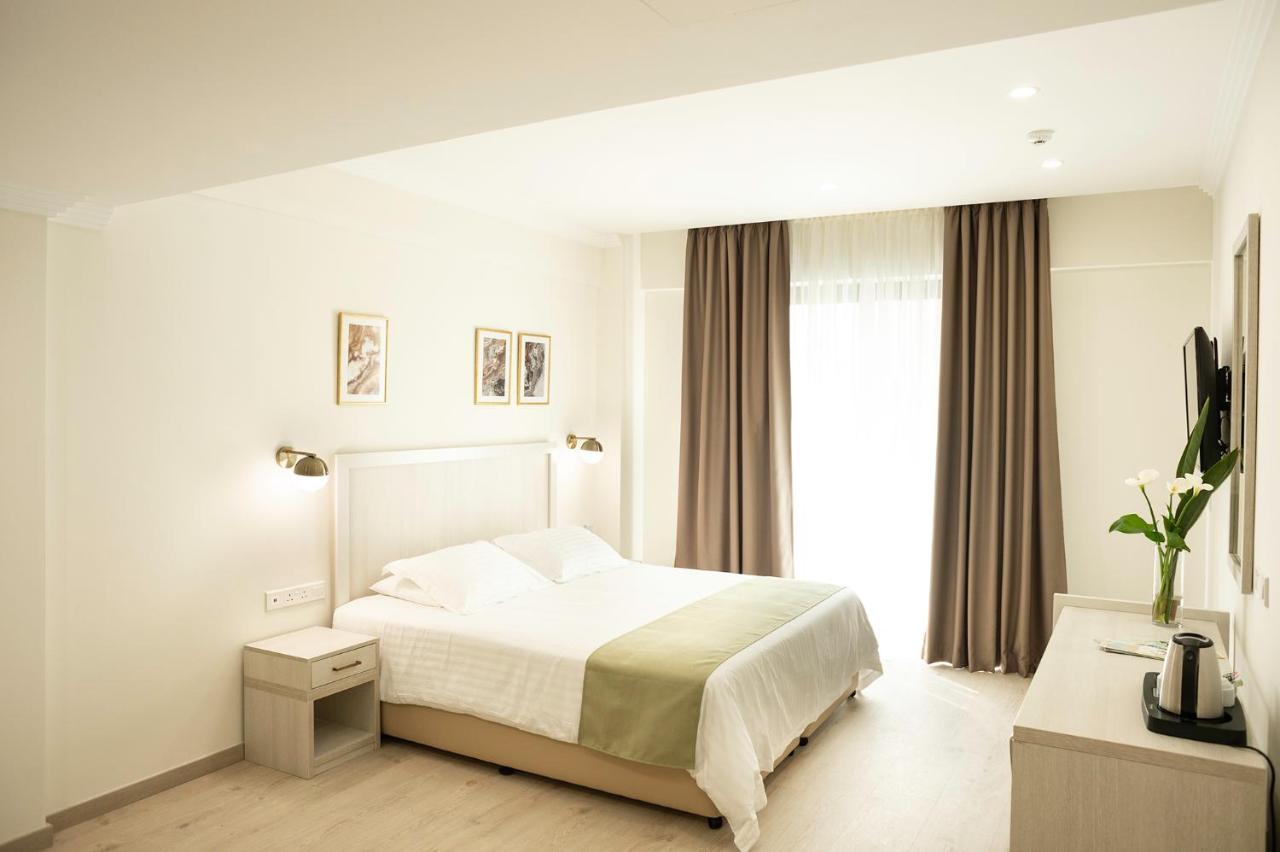 Roseum Boutique Hotel 3*