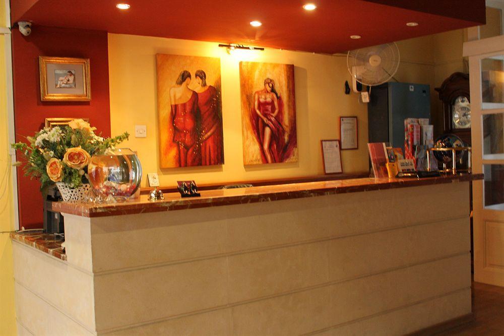 Roseum Boutique Larnaca